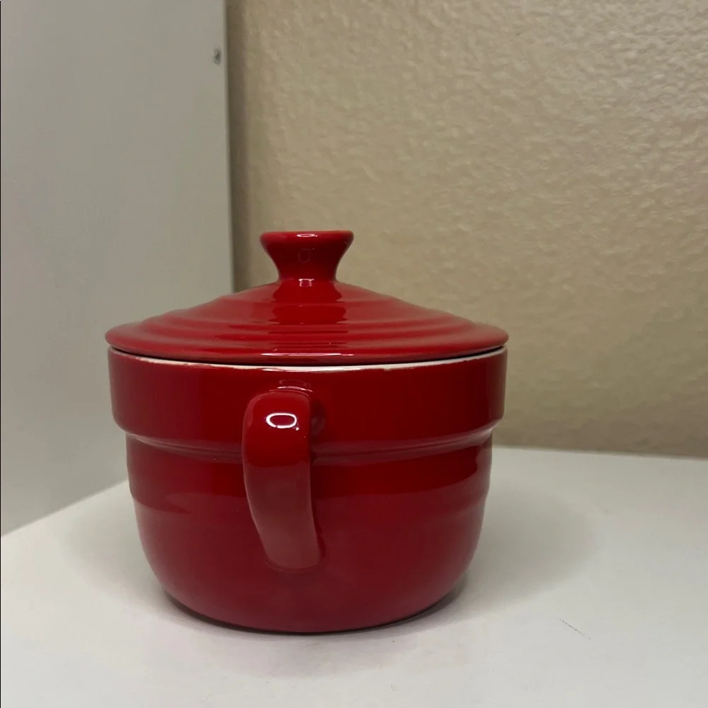 Le Gourmet Chef Red Soup Crock with Lid | Mini Ceramic Pot | 4.5” Covered Bowl